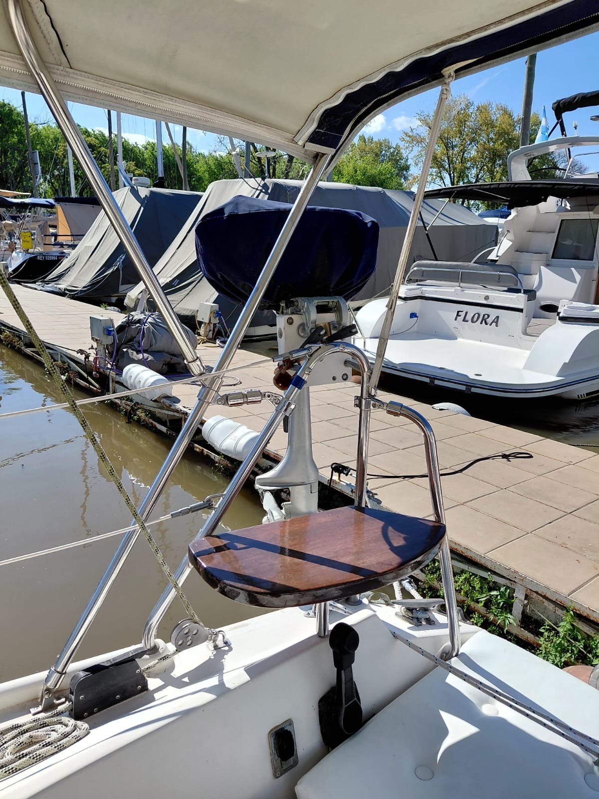 Pepi Galiotti Barcos - Albatros 9.50